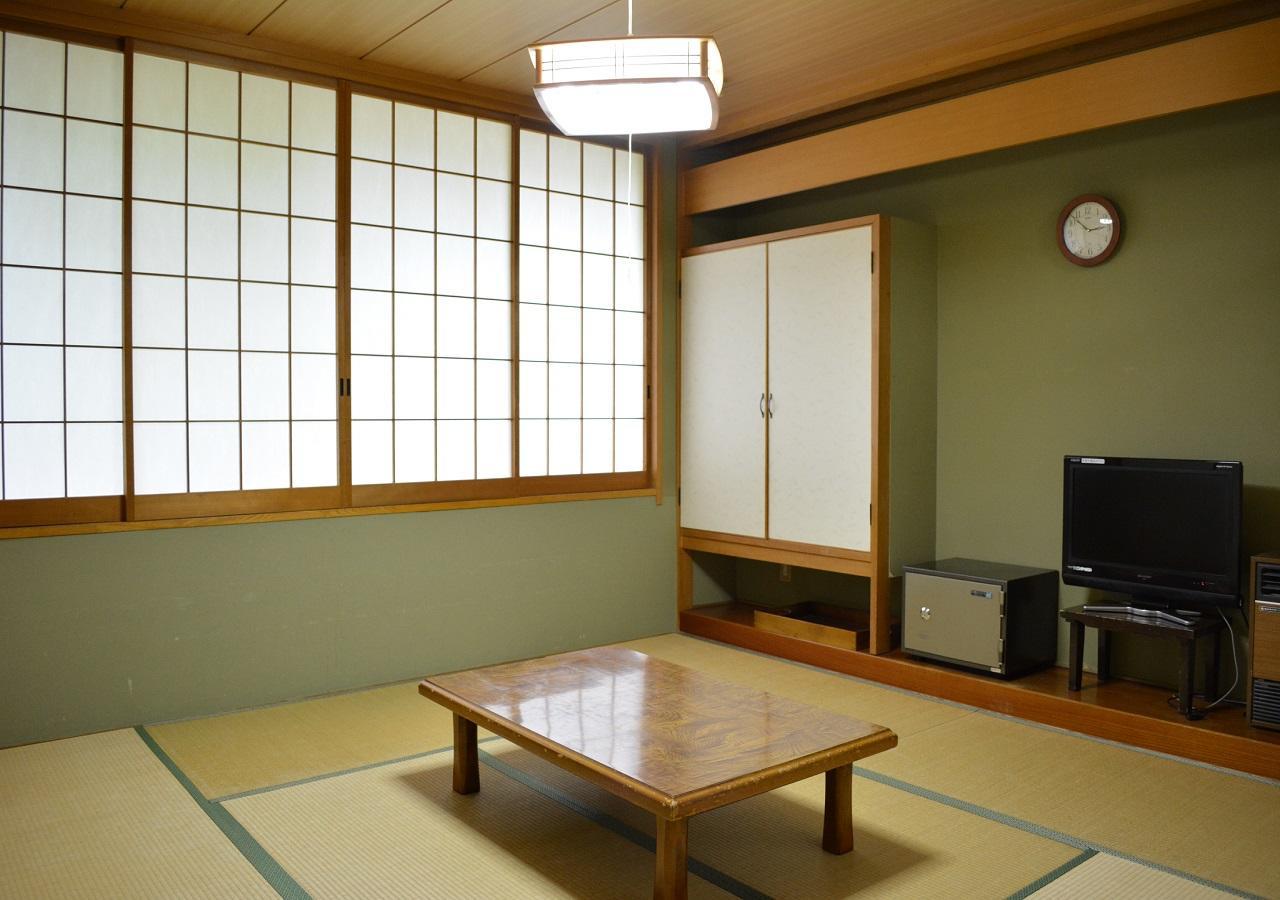 Numata  Itoen Hotel Oze Oigami Sanrakuso מראה חיצוני תמונה