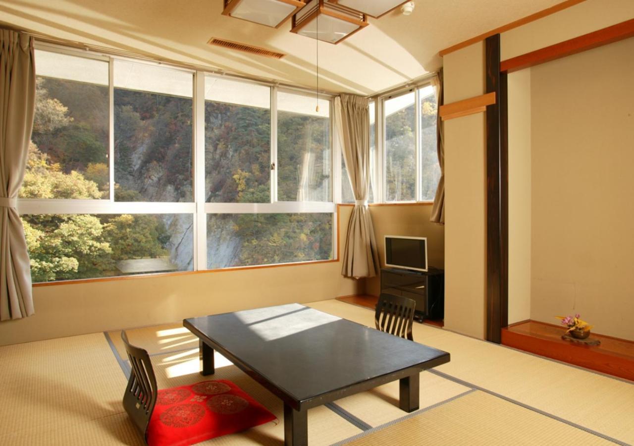 Numata  Itoen Hotel Oze Oigami Sanrakuso מראה חיצוני תמונה