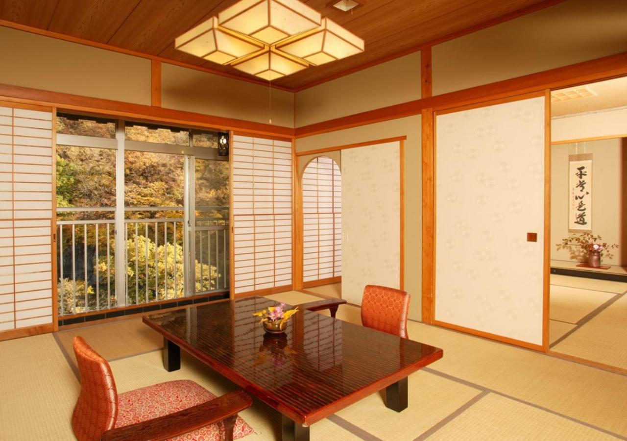 Numata  Itoen Hotel Oze Oigami Sanrakuso מראה חיצוני תמונה